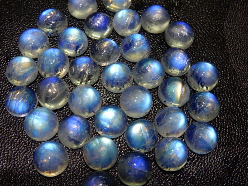 Natürliche Blue Fire Regenbogen Mondstein Cabochon, Edelstein CabochonGut für Ring, Mondstein Edelstein ForSchmuckherstellung Größe 10 x 10 MM Rund Bild 1