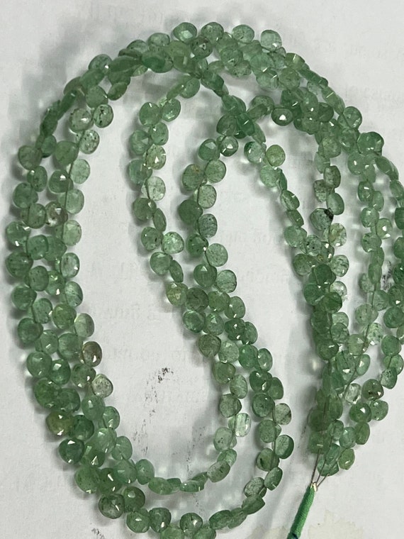 グリーンストロベリークォーツファセットハートジェムストーンビーズ