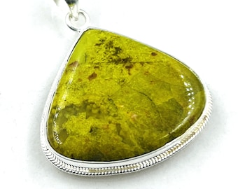 92.5 Sterling Silver Natural  Green Opal Gemstone Pendent 30x35MM -11Gram Direct From Factory