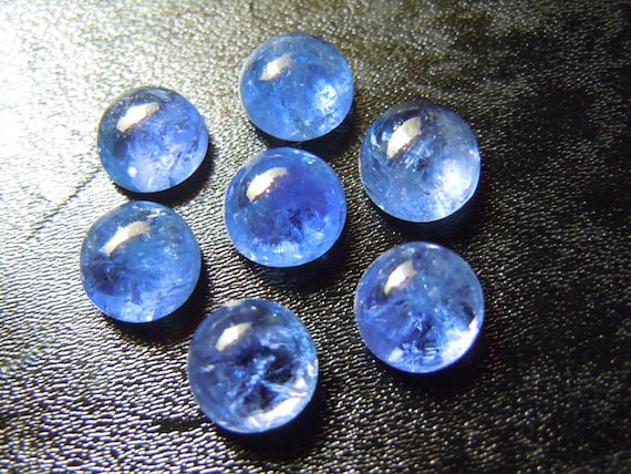 Tanzanite Cabochon,Tanzanite Gemstone,Tanzanite Round,Tanzanite Ring,Tanzanite Stone,Tanzanite Blue,Tanzanite Wholesaler,Tanzanite Purple,