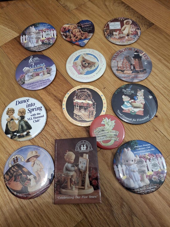 Vintage Button Pin Collection Random Assorted Pin… - image 5