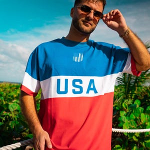 Vintage USA Soccer T-Shirt, Heavyweight Cotton Retro Football Tee, Premium Heavyweight Oversized T Shirt, World Cup Fanwear, USA Gift bild 1