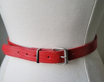 Vintage MOD Red V Shaped Back Mock Lizard Genuine Leather Belt Sz M-L