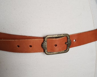 Vintage Boho Echtleder Messing Plättchen Akzent Gürtel Made in Italy XL