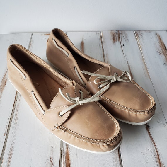 SIZE 10 Vintage Womens Tan Leather Boat Shoes
