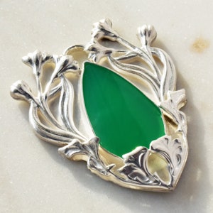 Art Nouveau Chrysoprase Pendant Necklace image 4