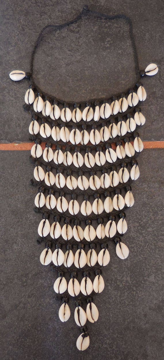 Vintage Cowrie Shell Choker Necklace, Sea Shell N… - image 2