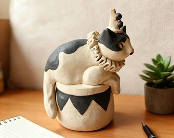 Handmade Clay Cat Circus Clown Figurine,Folk Art Mantel Decor,Feline Sculpture,whimsical circus-themed cat figurine,cute cat tabletop decor