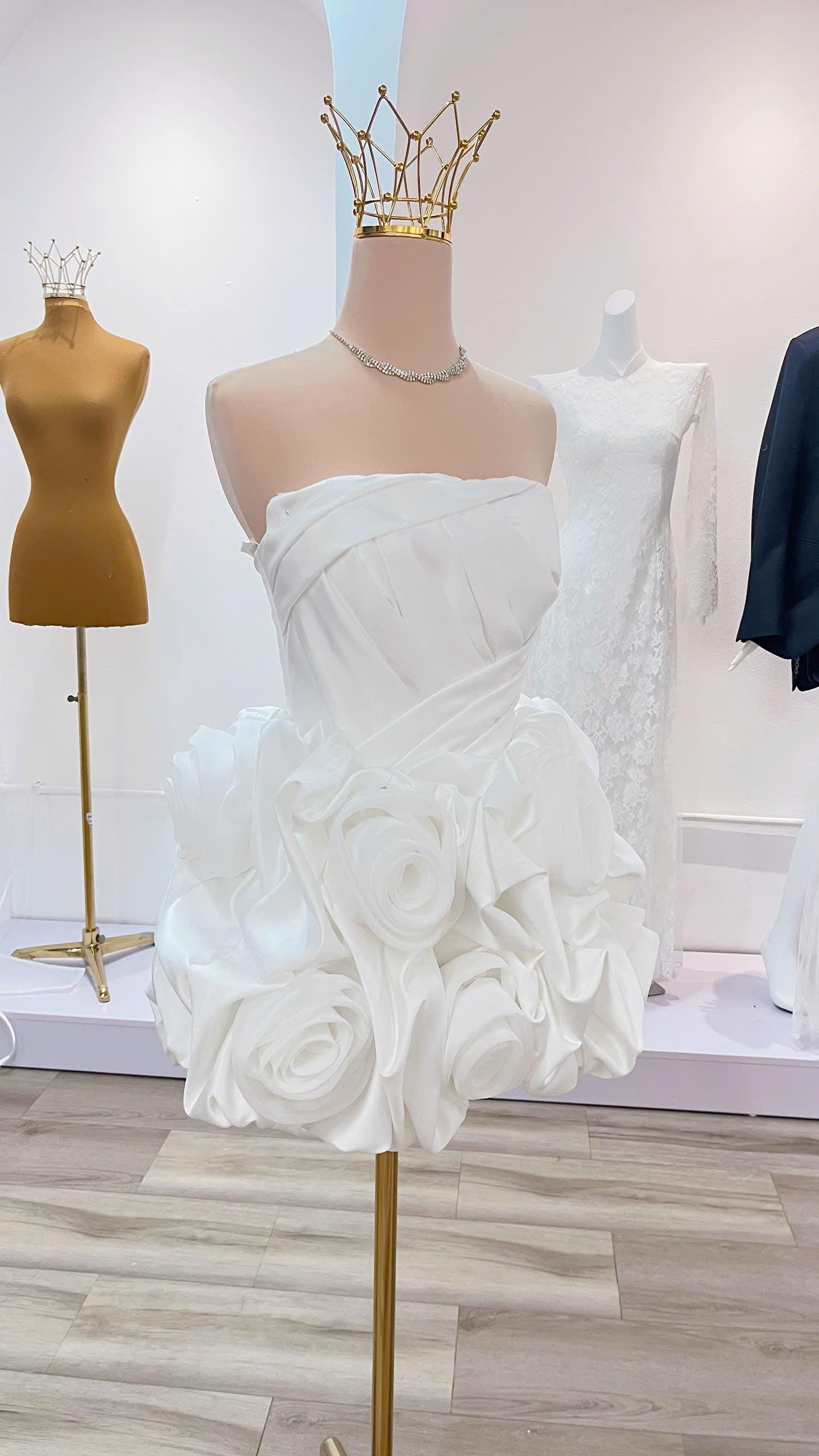 3D Floral Short wedding Dress, Handmade Satin Corset Mini Gown, Strapless Second wedding Dress, Custom made after party wedding gown