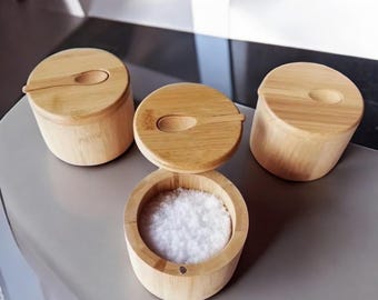 Bamboo Spice Box with Spoon – Magnetic Lid Seasoning Jar