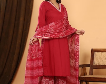 Rot, Schwarz und Kastanienbraun Kurta mit Hose und Dupatta zum Valentinstag Feier