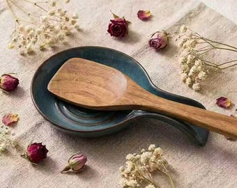 Ceramic Spoon Rest for Kitchen Counter,Minimalist Farmhouse Kitchen Decor - Gift for Home Cooks,ousewarming Gift,Boho Kitchen Decor