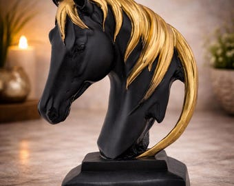 Elegant Horse Head Figurine – Modern Art Sculpture