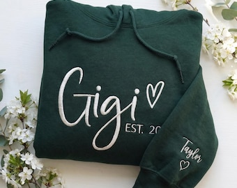 Besticktes Oma Sweatshirt - Gigi Sweatshirt mit Jahr - personalisierte Großmutter To Be Hoodie - Grammy Mimi Nonna Geburtstagsgeschenk