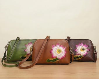 Leather Flower Embroidered Crossbody Handbag For Women Small Floral Shoulder Bag Elegant Everyday Purse Compact Stylish Bag