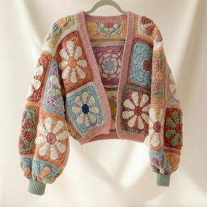 Cardigan Square Mystery Daisy Crochet Pattern PDF, Retro Granny Floral Sweater, Vintage Grandmother Style Cardigan, English Only Download