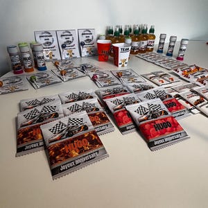 Süßigkeiten, Schokolade, Chips, Getränke – personalisiert für Kindergeburtstage, Thema nach Wahl. Prinzessinnen, K-Pop, Dämonen, Jäger, Autos