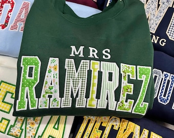 Custom College Name Embroidered Sweatshirt, Personalized Varsity Floral Applique Crewneck, Preppy Campus Sweatshirt Gift