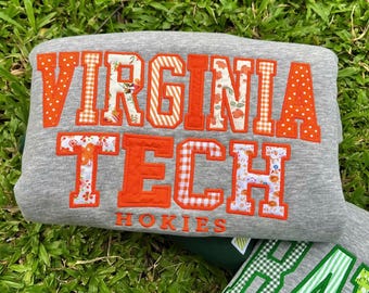 Custom College Embroidered Sweatshirt, Personalized University Chenille Applique Crewneck, Vintage Collegiate Embroidery Gift