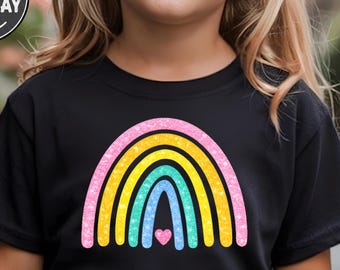 Barnregnbågströja, grafisk t-shirt för flickor, färgglad regnbågströja, söt barnoutfit, regnbågströja för småbarn, estetisk barntröja, present till flickor