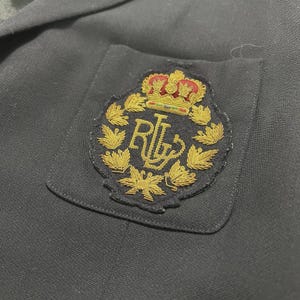 Ralph Lauren Vintage Blazer Badge met Handgeborduurd Gouddraadlogo, Klassiek Lauren Logo Wollen Embleem Jas RLL