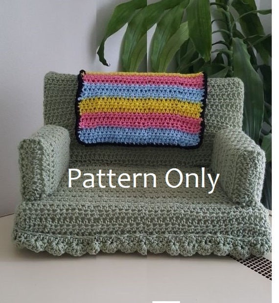 Crochet Cat Couch  Kitty Bed Chair Pattern  PDF Make in Different Sizes