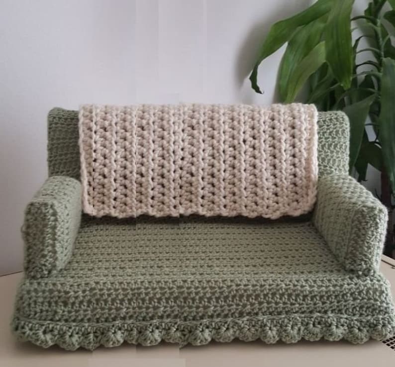 Crochet Cat Couch Kitty Bed Chair Pattern PDF Make in Different Sizes