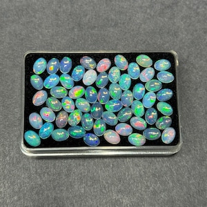 6 x 4 MM etiopisk opal cabochon, flerfärgad eldsten, oval lös sten