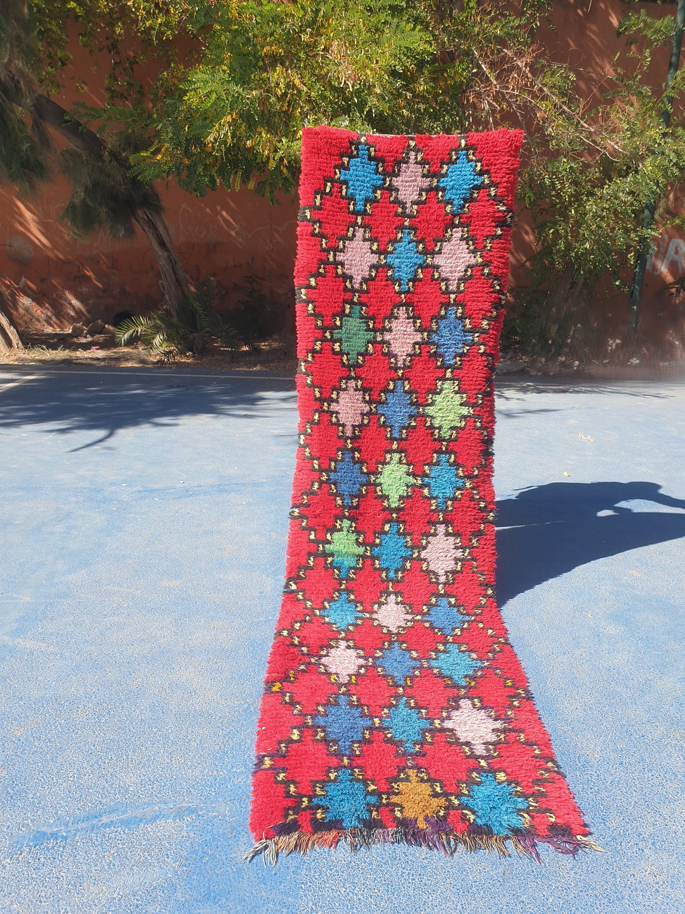 手織りモロッコラグ：幾何学模様の糸ランナー（2 x 10フィート