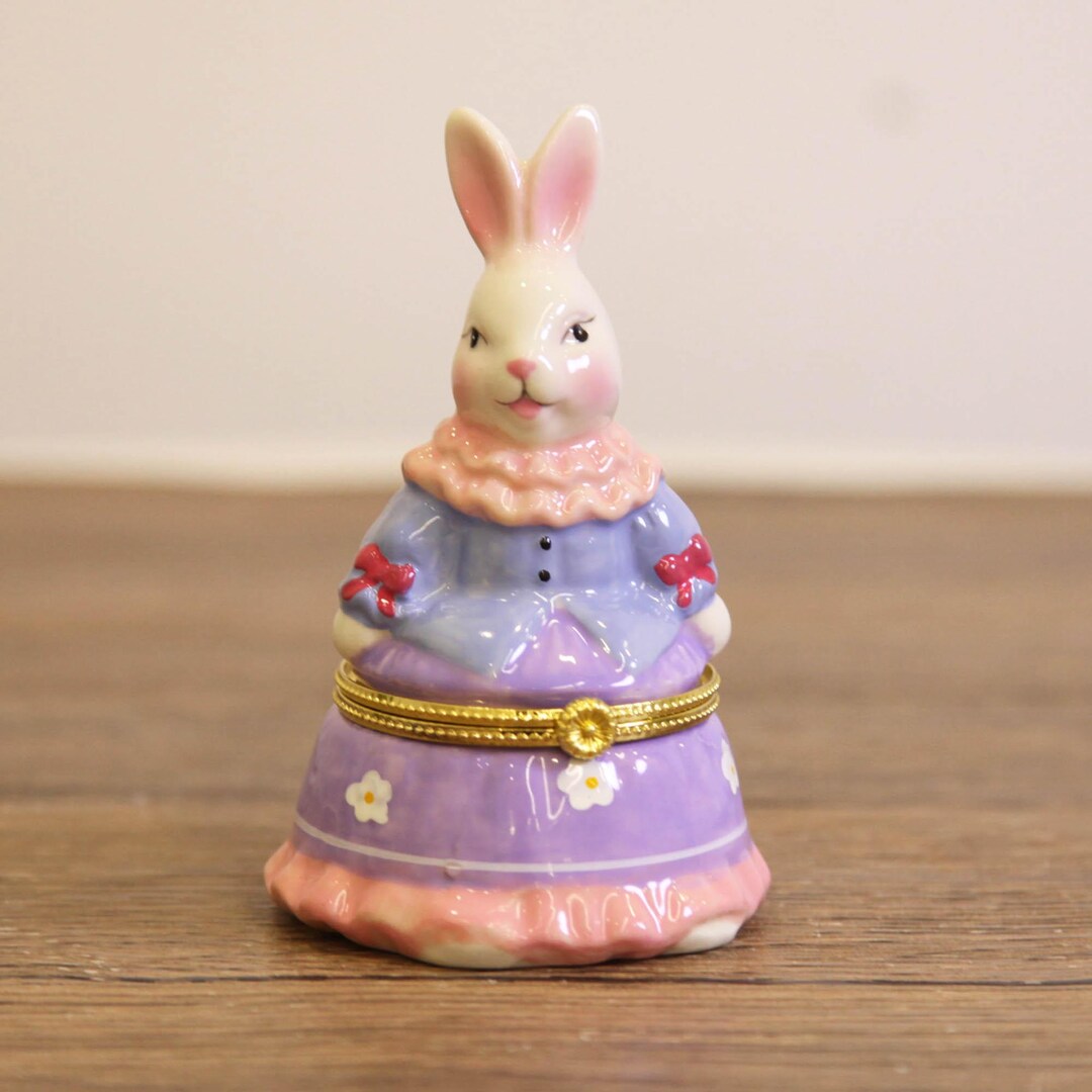 Ceramic Carousel Cake, Bunny Figurines - Whimsical Rotating Display for ...