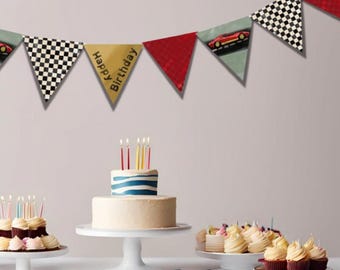 Bandeirolas de aniversário com tema de carros de corrida, guirlanda de festa com bandeira quadriculada para imprimir, banner de aniversário retrô para menino com tema de automobilismo, download digital em PDF.