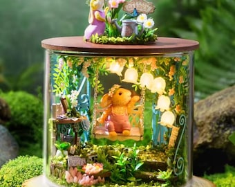 Kit de rincón de lectura Jardín de cuento de hadas: escena de bosque encantado en miniatura con luces LED.