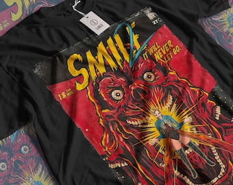 Amazon Best Seller - Aesthetic Smile 2 T-shirt: Vintage Horror Movie Graphic Tee