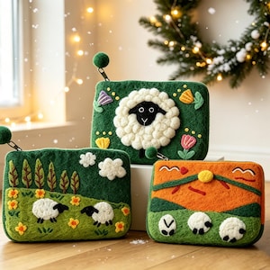 Felt Sheep Coin Purse, Handmade Wool Animal Zipper Pouch, Cottagecore Small Bag, Sheep Lover Gift for Her