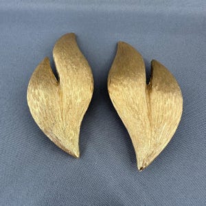 Givenchy Vintage Brushed Gold Tone Sculptural Leaf Clip On Statement Earrings
