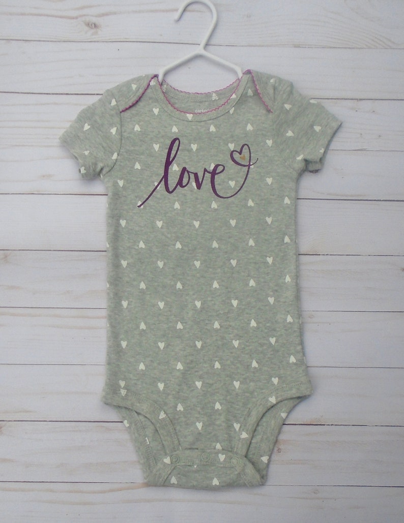 Valentine onesie Love baby onesie Heart Birthday Heart smash Sweet onesie Heart baby onesie Cute onesie Valentine baby Love baby