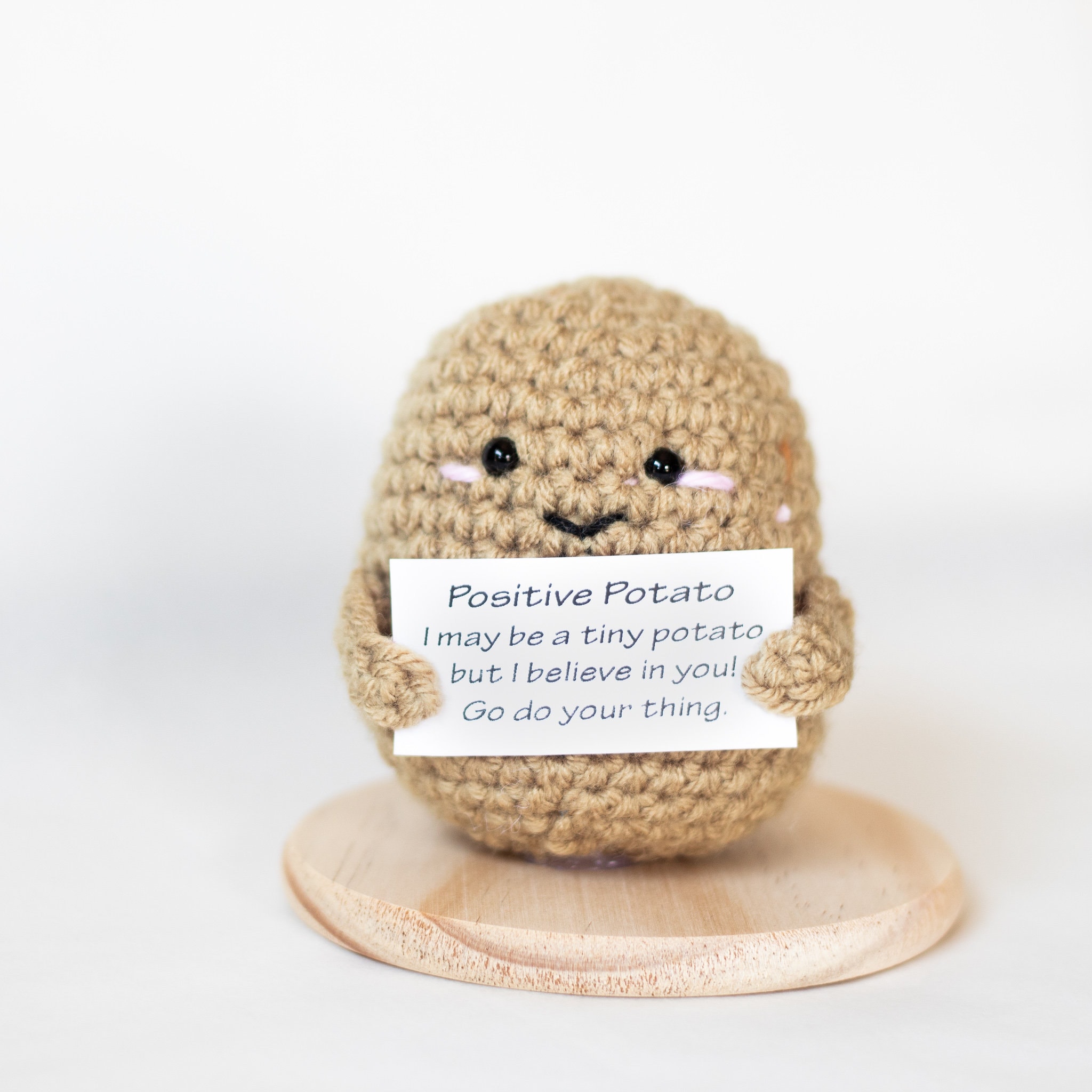 32 Potato Crochet Patterns: Spud Amigurumi, Desk Buddies, Play Food, and Clever Gag Gifts 28 Crocheted Positive Potato: Emotional Support Desk Decor