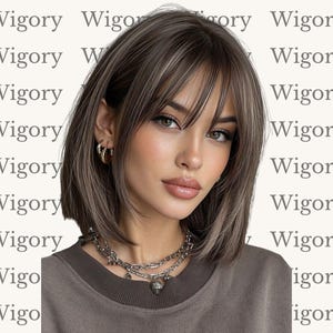 Bruine bobpruik met pony, steil haar op schouderlengte