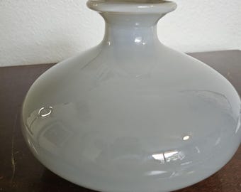 Smoky Gray Modern Art Glass Vase – Hand-Blown Low Wide Bulb Vase (6x4)