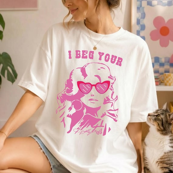 I Beg Your Parton Shirt, Country Cowgirl Dolly T-Shirt, , Dolly Parton Signature Vintage Shirt, Country Music Tee,Western Howdy Partner Gift