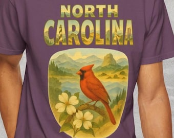 Maglietta della Carolina del Nord con grafica di un cardinale, regalo per amanti della natura e dei viaggi, stile vintage.