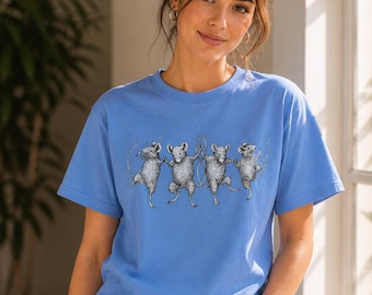 Funny Mice Shirt Dancing Mouse Graphic Gift Women Men Casual Animal Humor Vintage Style