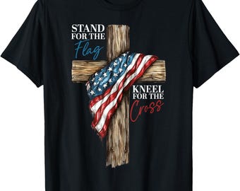 Stå för flaggan Knäböj för korset patriotiska tro T-shirt