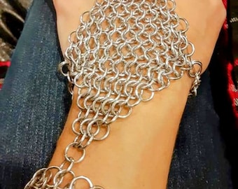 Costume Chainmaille Hand Armor