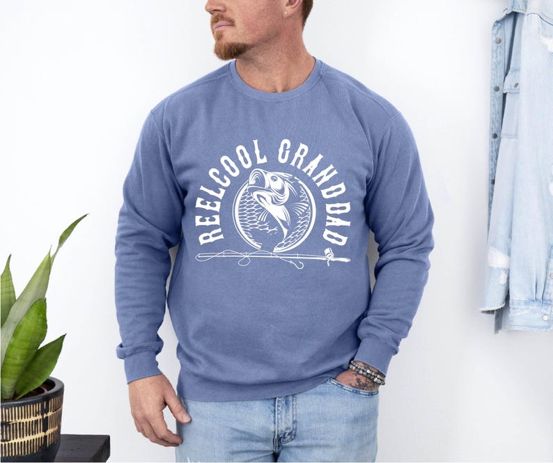 Reel Cool Dad Hoodie, Fishing Dad Sweater, Fathers Day Gift, Dad Birthday Gift, Fisherman Sweatshirt, Dad Fisherman Christmas Gift Sweater bild 9