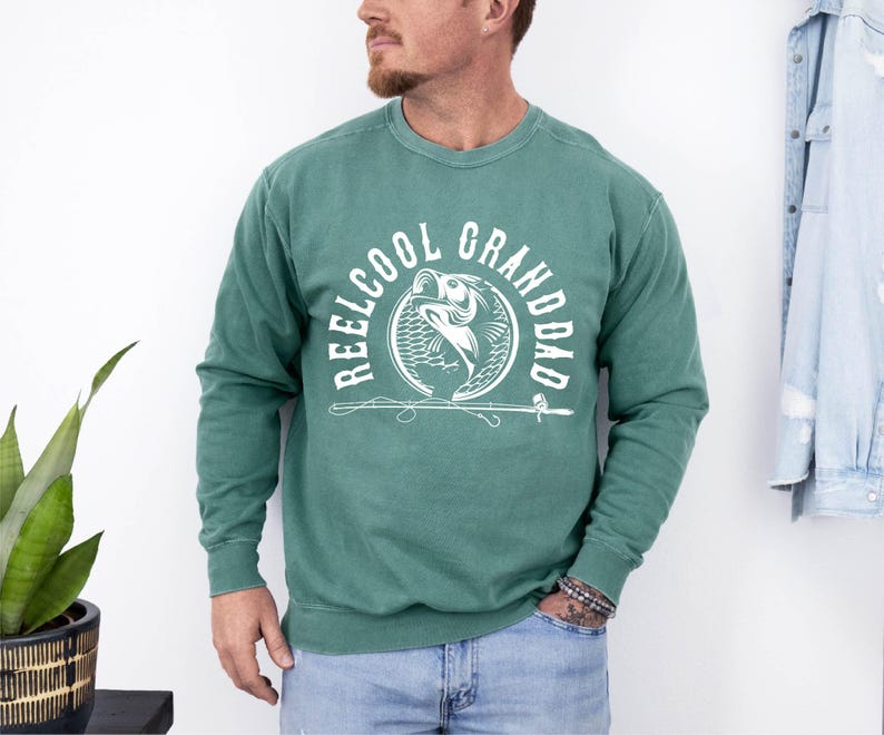 Reel Cool Dad Hoodie, Fishing Dad Sweater, Fathers Day Gift, Dad Birthday Gift, Fisherman Sweatshirt, Dad Fisherman Christmas Gift Sweater bild 7