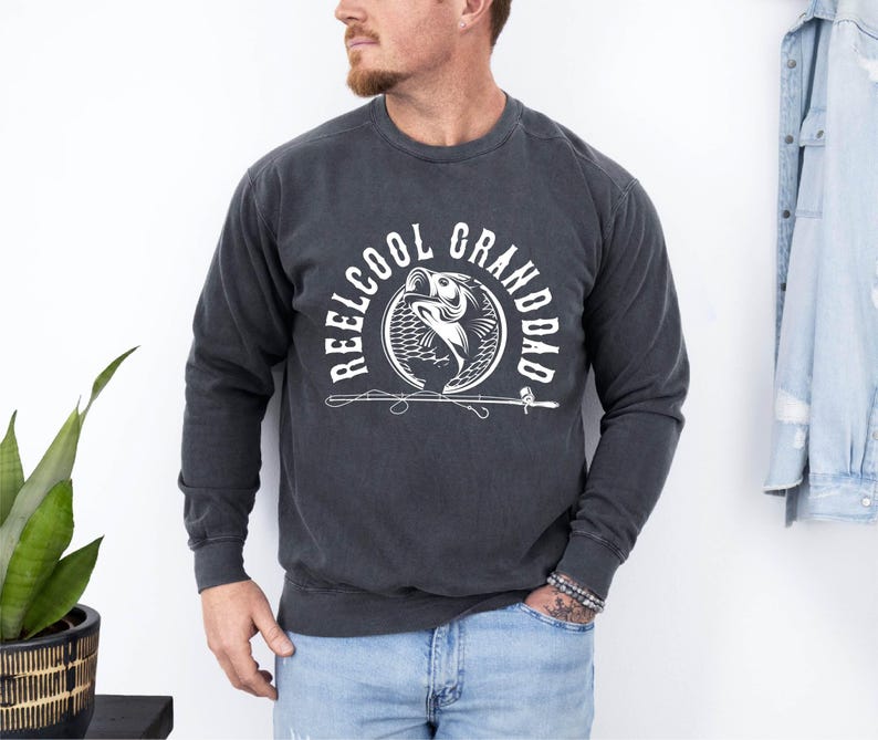 Reel Cool Dad Hoodie, Fishing Dad Sweater, Fathers Day Gift, Dad Birthday Gift, Fisherman Sweatshirt, Dad Fisherman Christmas Gift Sweater bild 12
