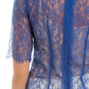 Chantilly lace scalloped blouse shirt top klein blue S M image 4