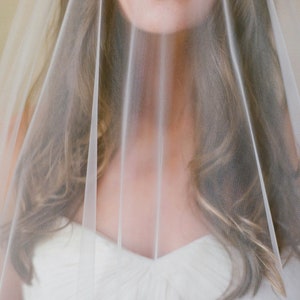 Ethereal Lux Blusher Cathedral Veil ivory image 2