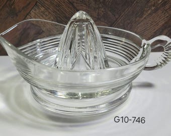 Exprimidor de cítricos vintage de vidrio transparente con mango y boquilla G10-746
